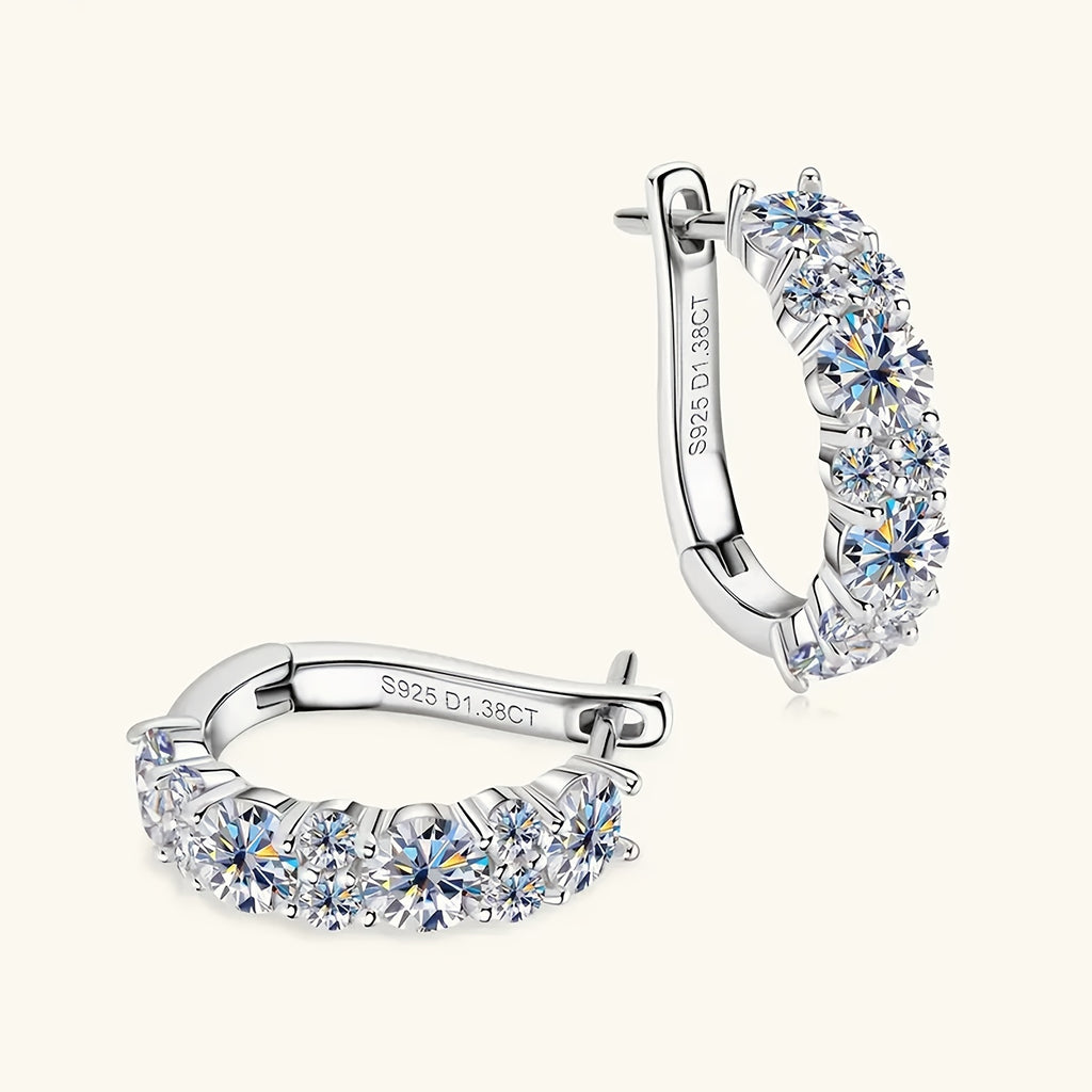 A Pair Of Fashionable Earrings for Women, 925 Silver D-shaped 1.38ct Moissanite Earrings, Elegant And Exquisite, A Festival Gift, Women's Earrings, Jewelry Gift, Earrings for Women, Mother's Day Gift, High-quality Women's Jewelry, Gift Box As A Gift
